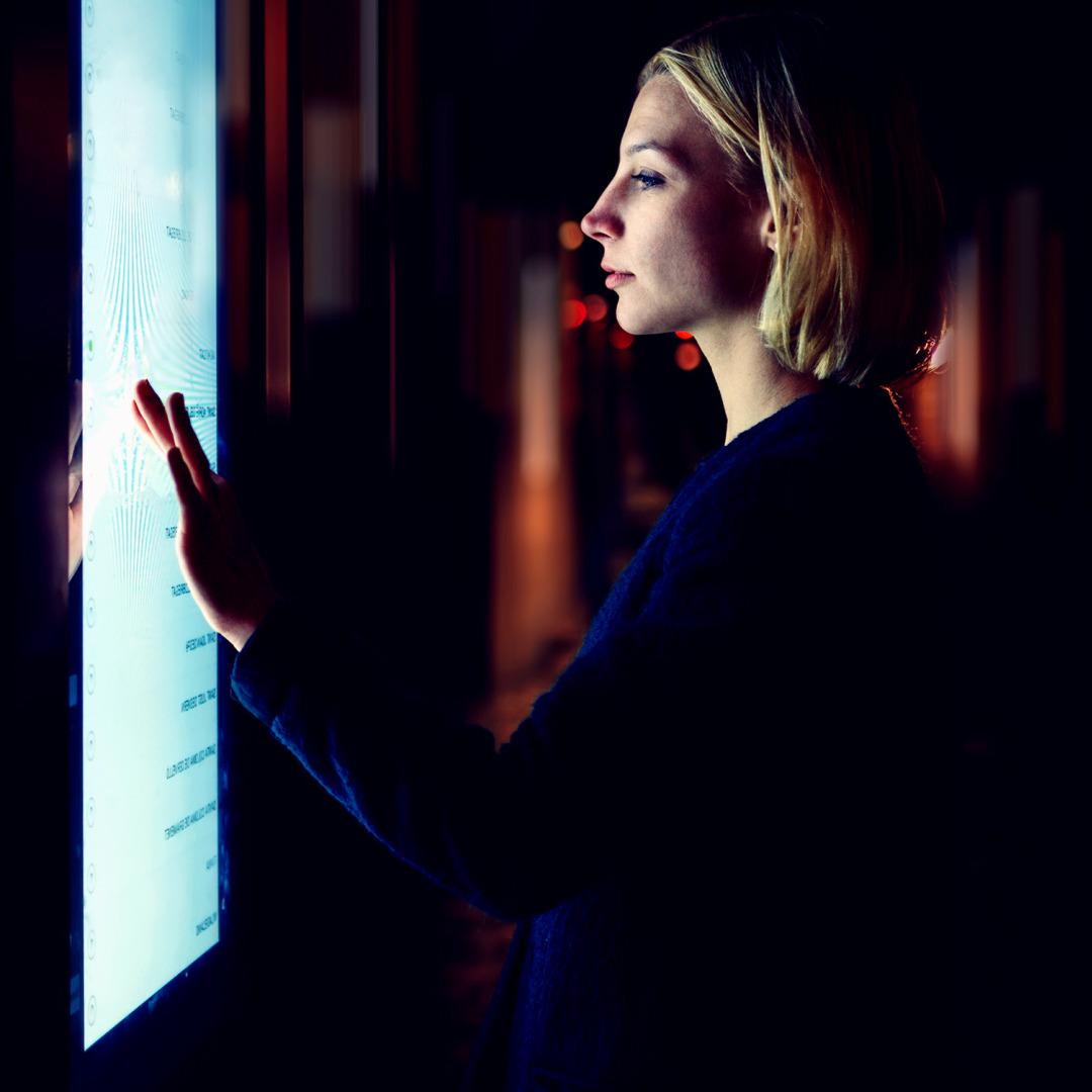 First Digital Visual Board for Fashion
