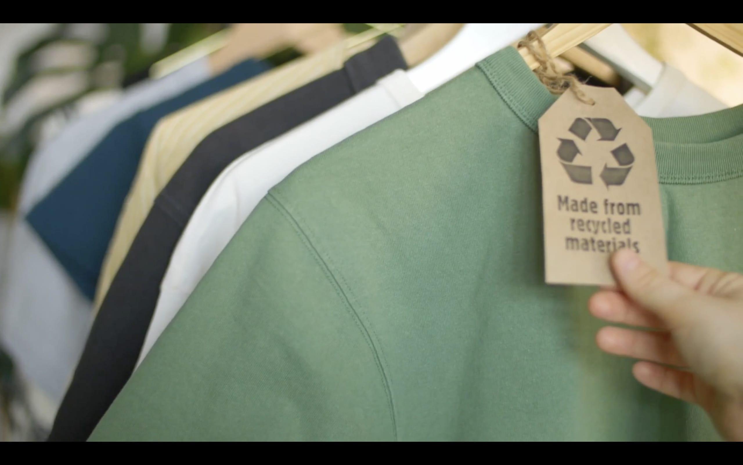 AI and Collaboration: Shaping Sustainability in the Retail Industry Thumbnail AI and Collaboration: Shaping Sustainability in the Retail Industry